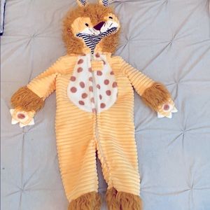 Baby Lion costume 3-6 months